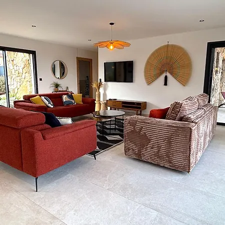 Livi Villa
