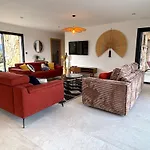 Livi Villa