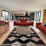Villa Livi *