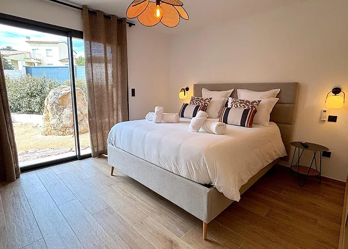 Livi Villa *